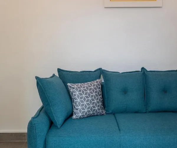 شقة Lovely With Terrace Centre *