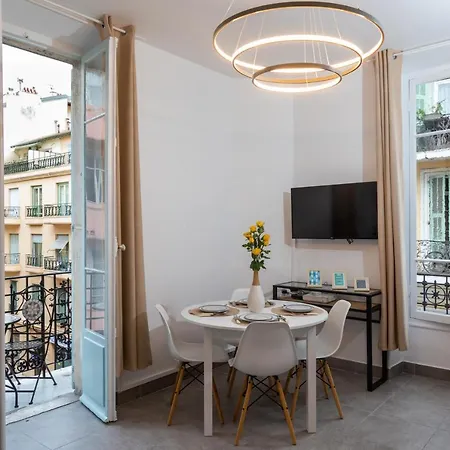 Lovely With Terrace Centre